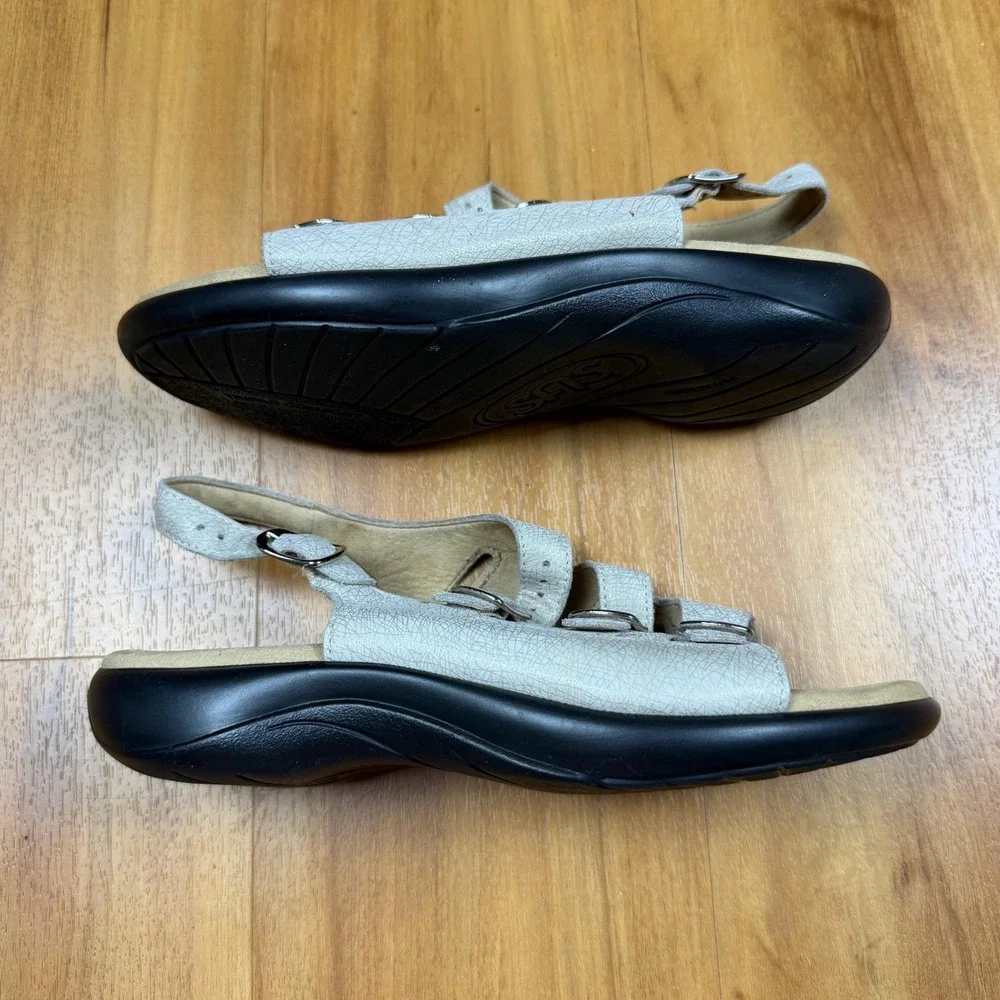 SAS Nudu Sandals Womens 6.5 WW Bone Gray Leather Adjustable Buckle Comfort Shoes